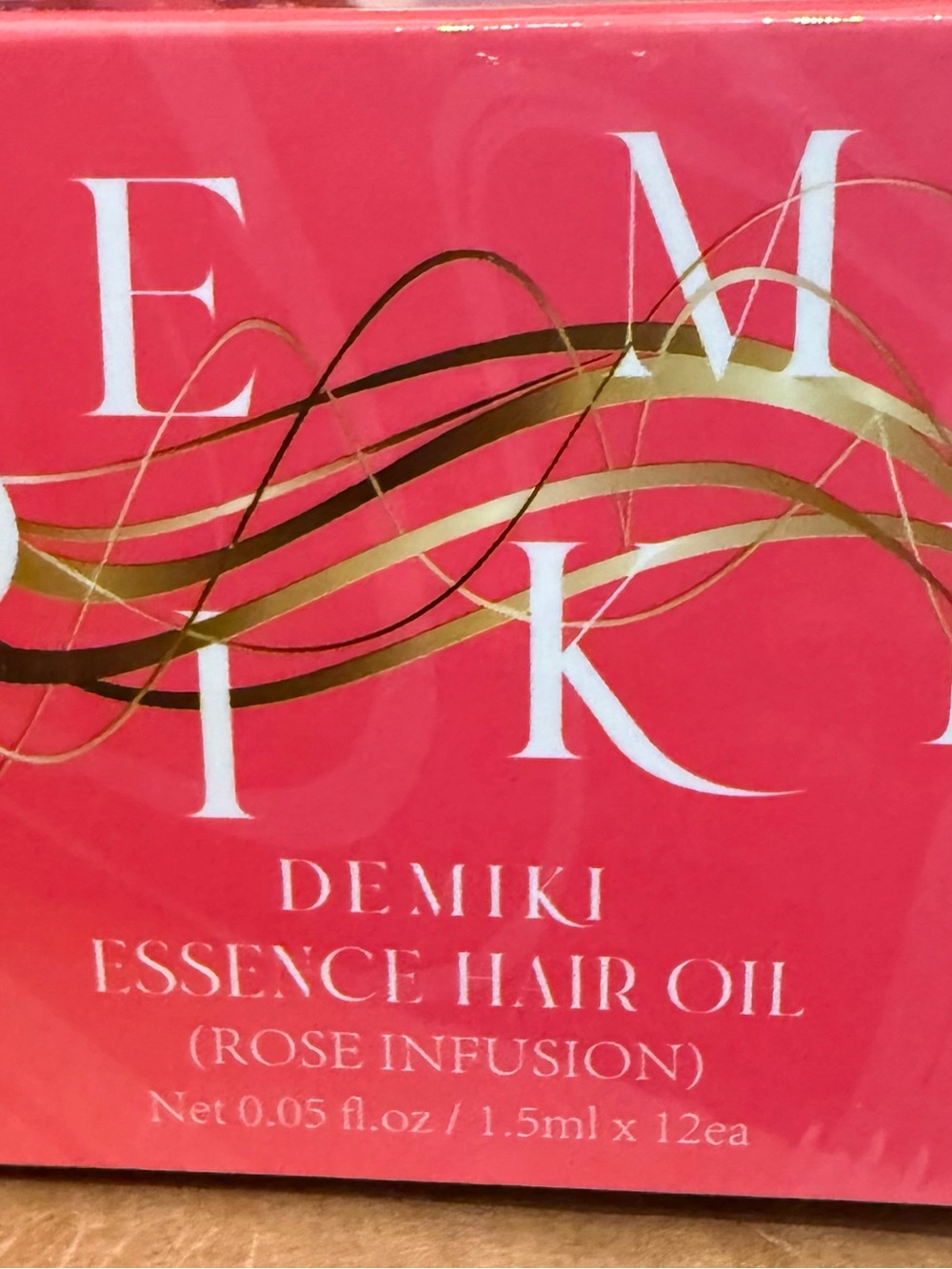 Demiki Rose Infusion Essence Hair Oil — Pink